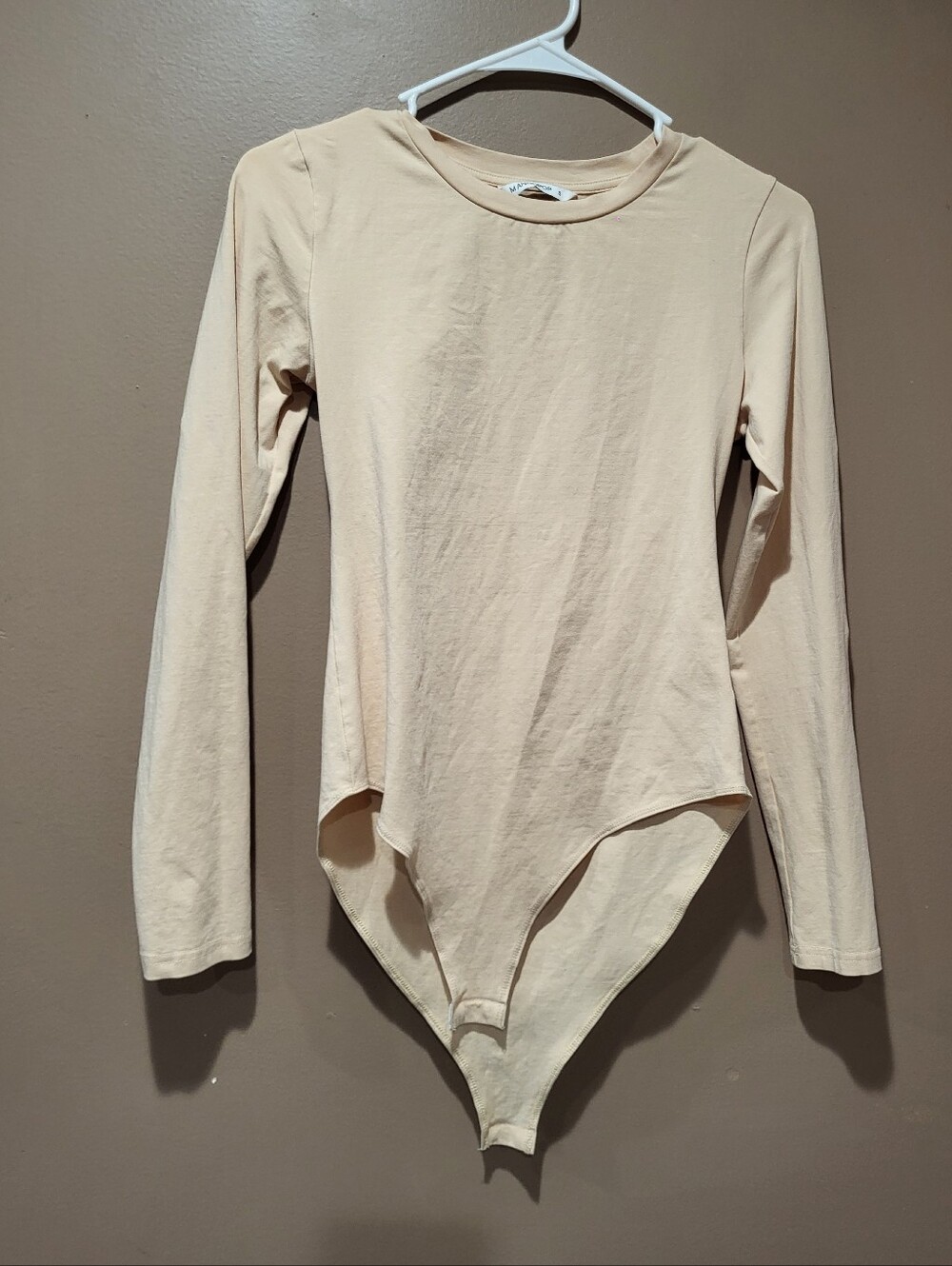 Mangopop Longsleeve Bodysuit in Light Beige Nude